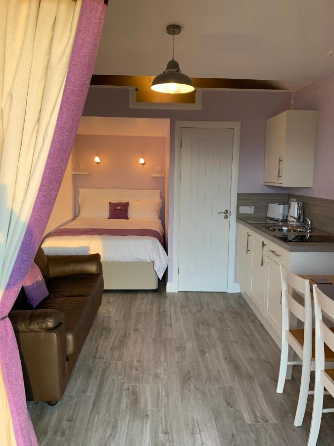 Hebridean Holiday Cabins Breasclete Экстерьер фото
