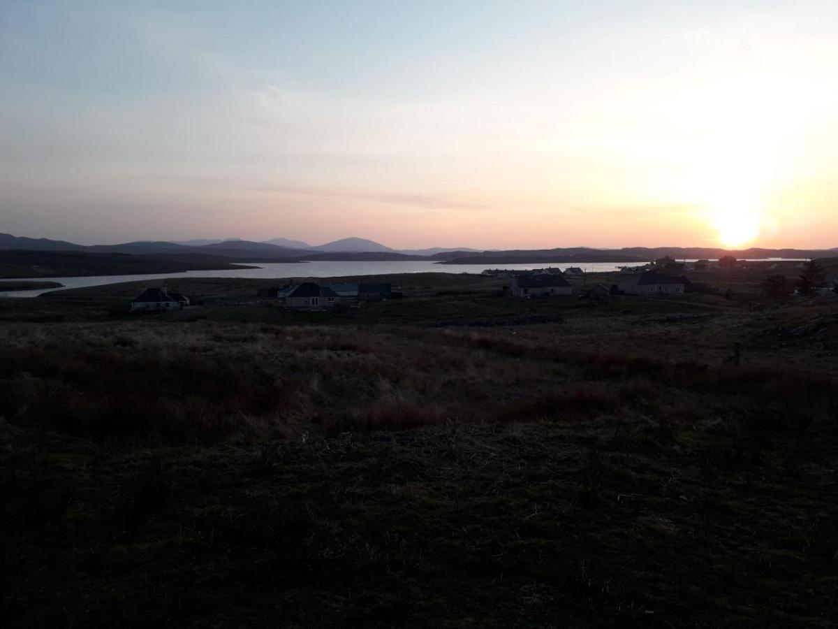 Hebridean Holiday Cabins Breasclete Экстерьер фото