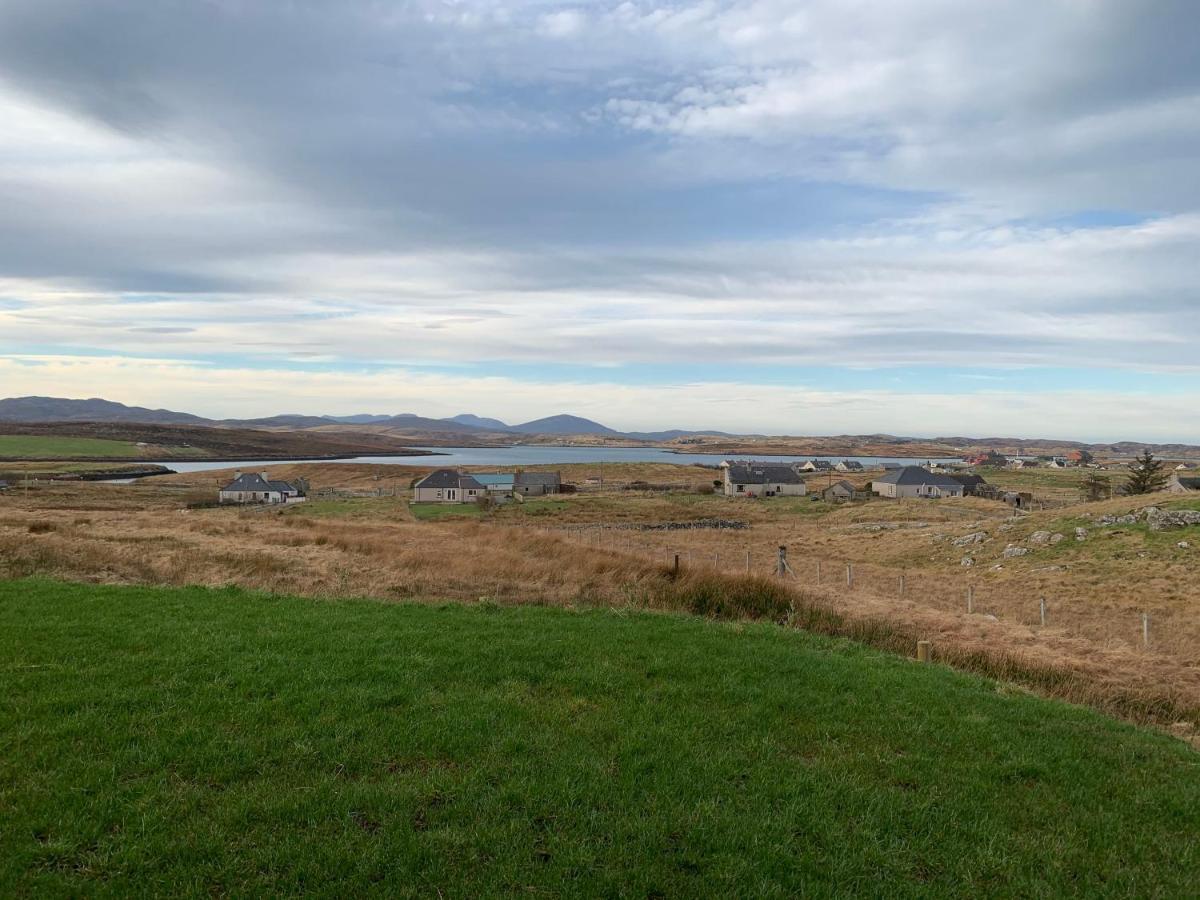 Hebridean Holiday Cabins Breasclete Экстерьер фото