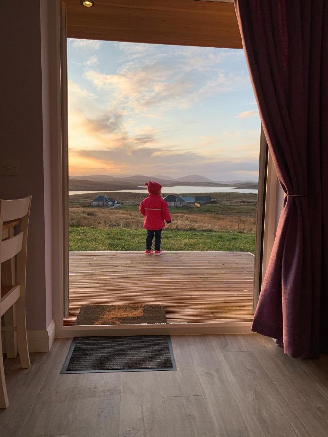 Hebridean Holiday Cabins Breasclete Экстерьер фото