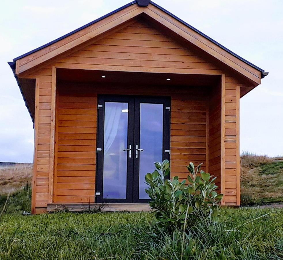 Hebridean Holiday Cabins Breasclete Экстерьер фото