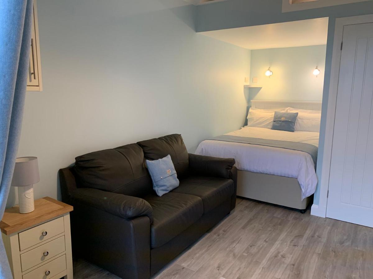 Hebridean Holiday Cabins Breasclete Экстерьер фото